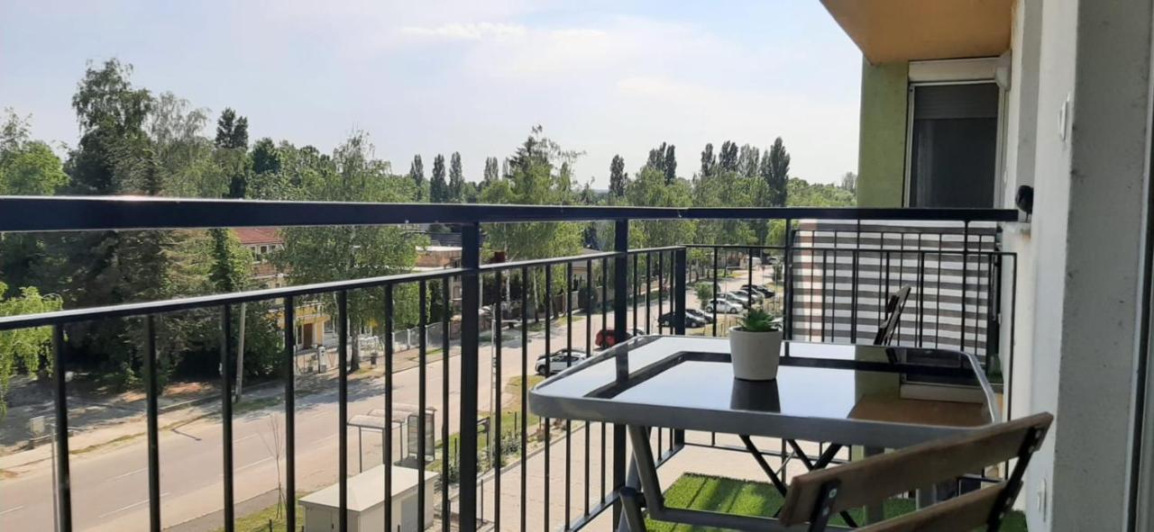 Alinda 1 Apartment *